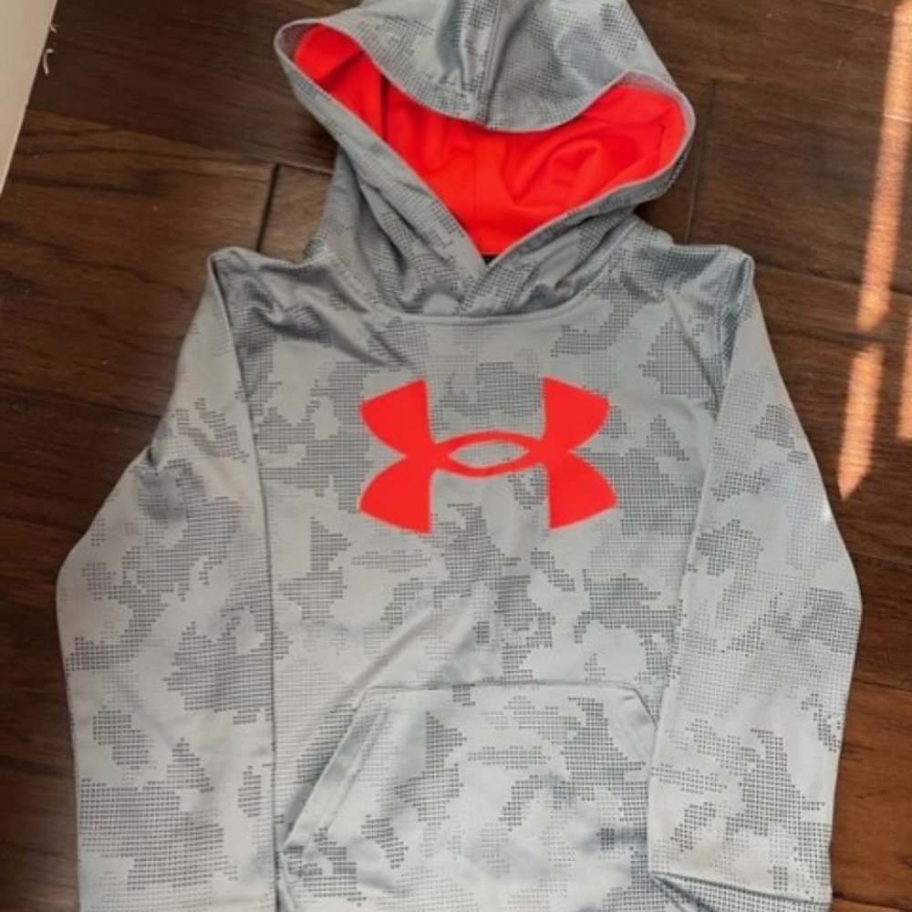 Under Armor Boys Sweatshirt